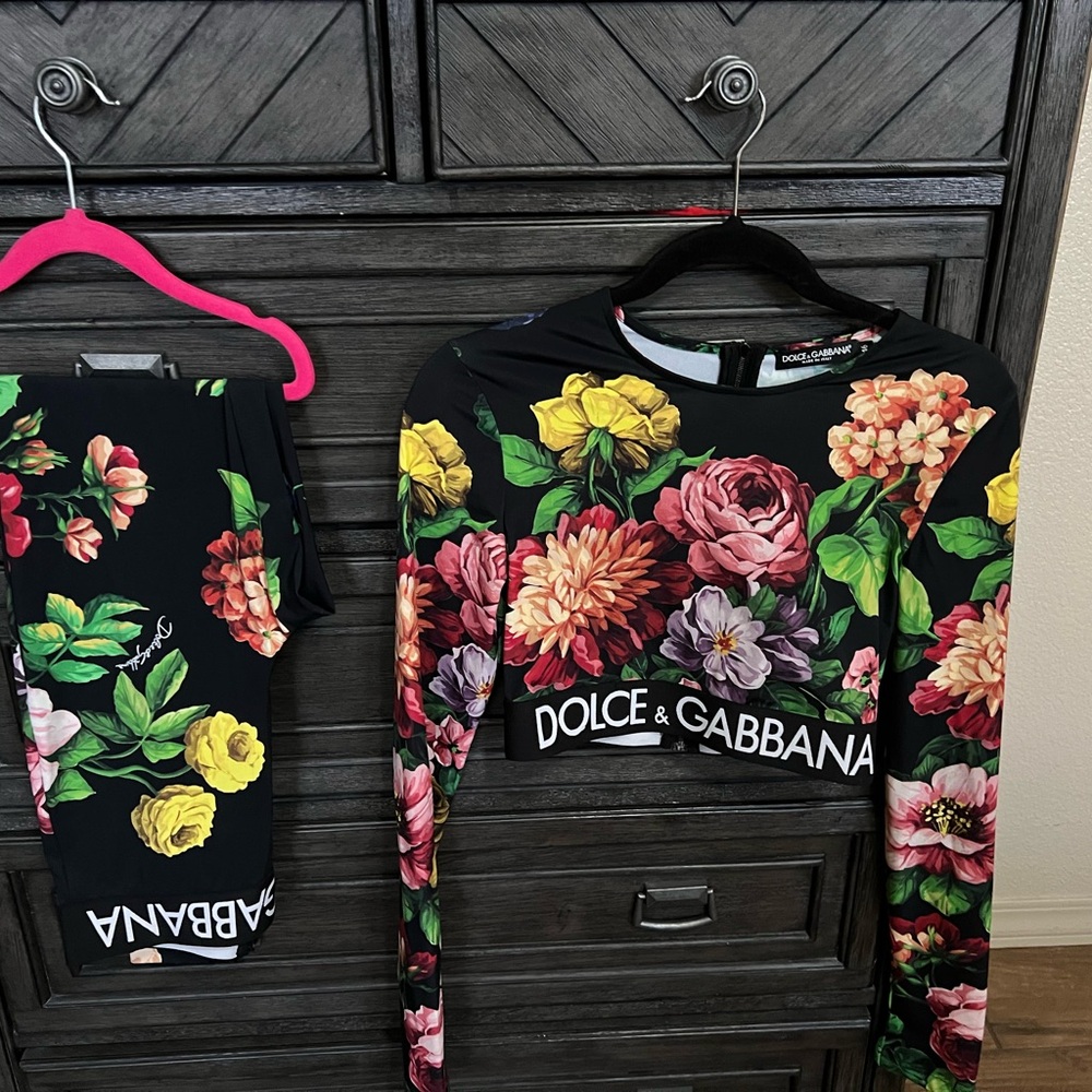 Dolce & Gabbana Floral Crop Top and Leggings “SET”